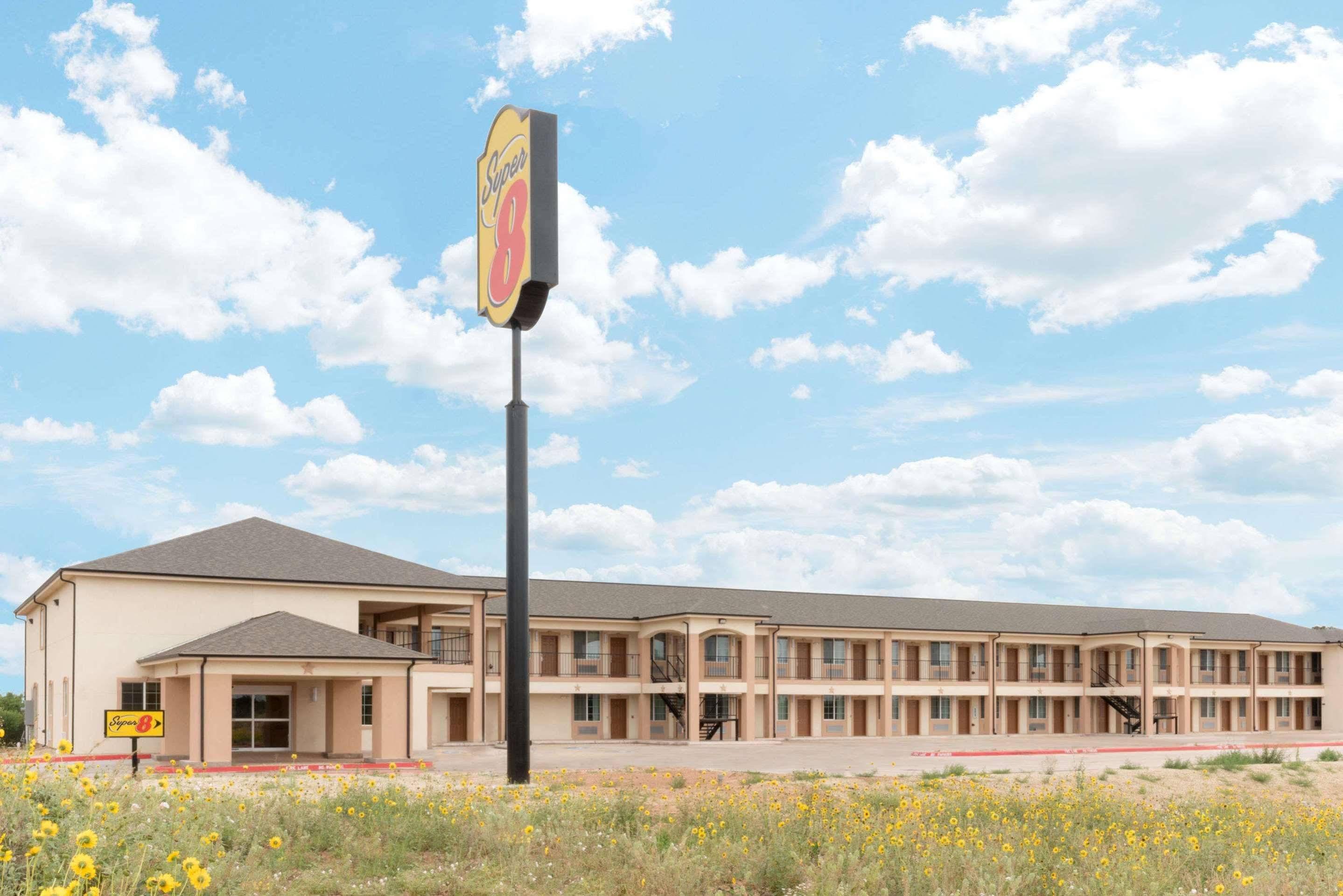 Super 8 By Wyndham Colorado City Exteriér fotografie